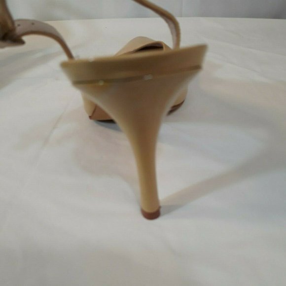 Vince Camuto 10 1/2  women's nude high heels - Picture 10 of 10
